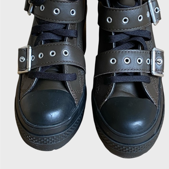 NWB Converse Chuck 70 De Luxe Heel Leather & Buckles Boots Women's Sz 5.5 Brown - Picture 5 of 16